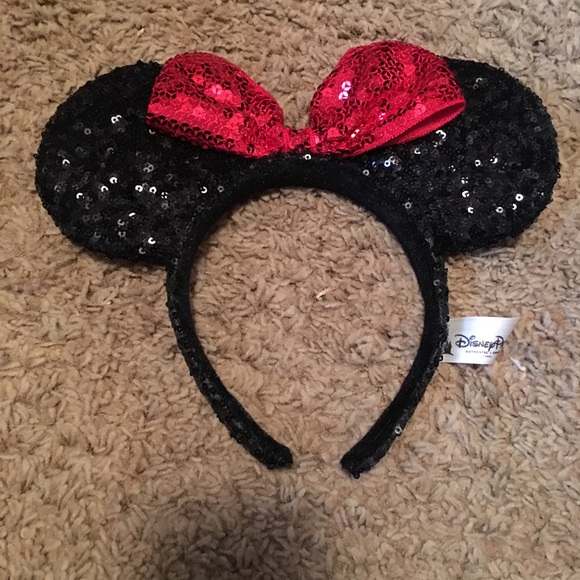 Disney Accessories - Minnie Mouse headband